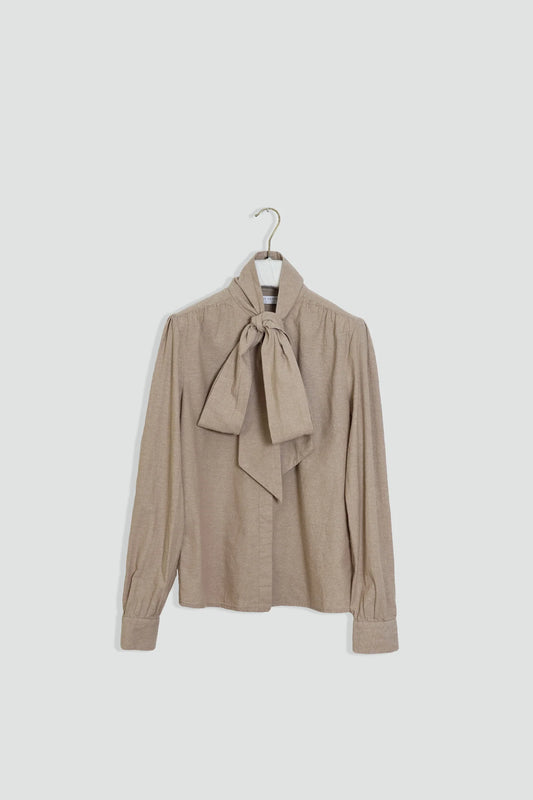 Linen blouse with bow, Cathrine Hammel