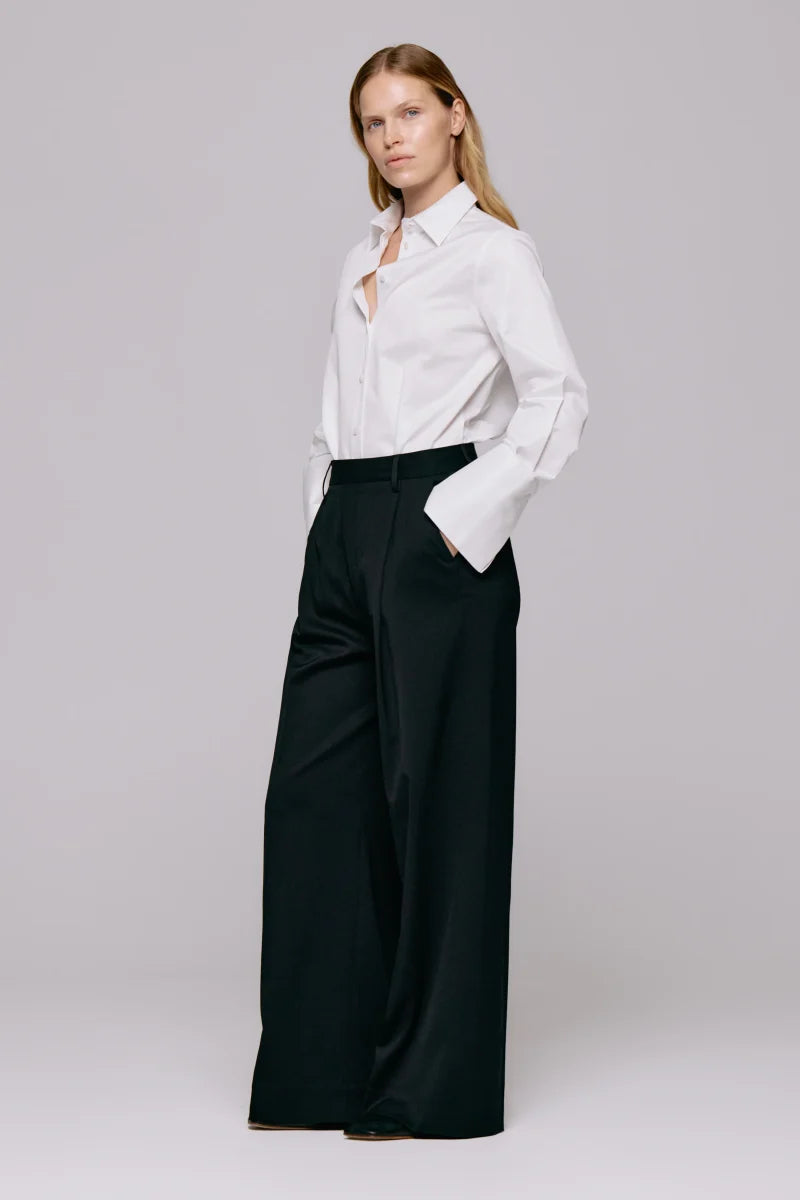 Julie Shirt, Julie Josephine