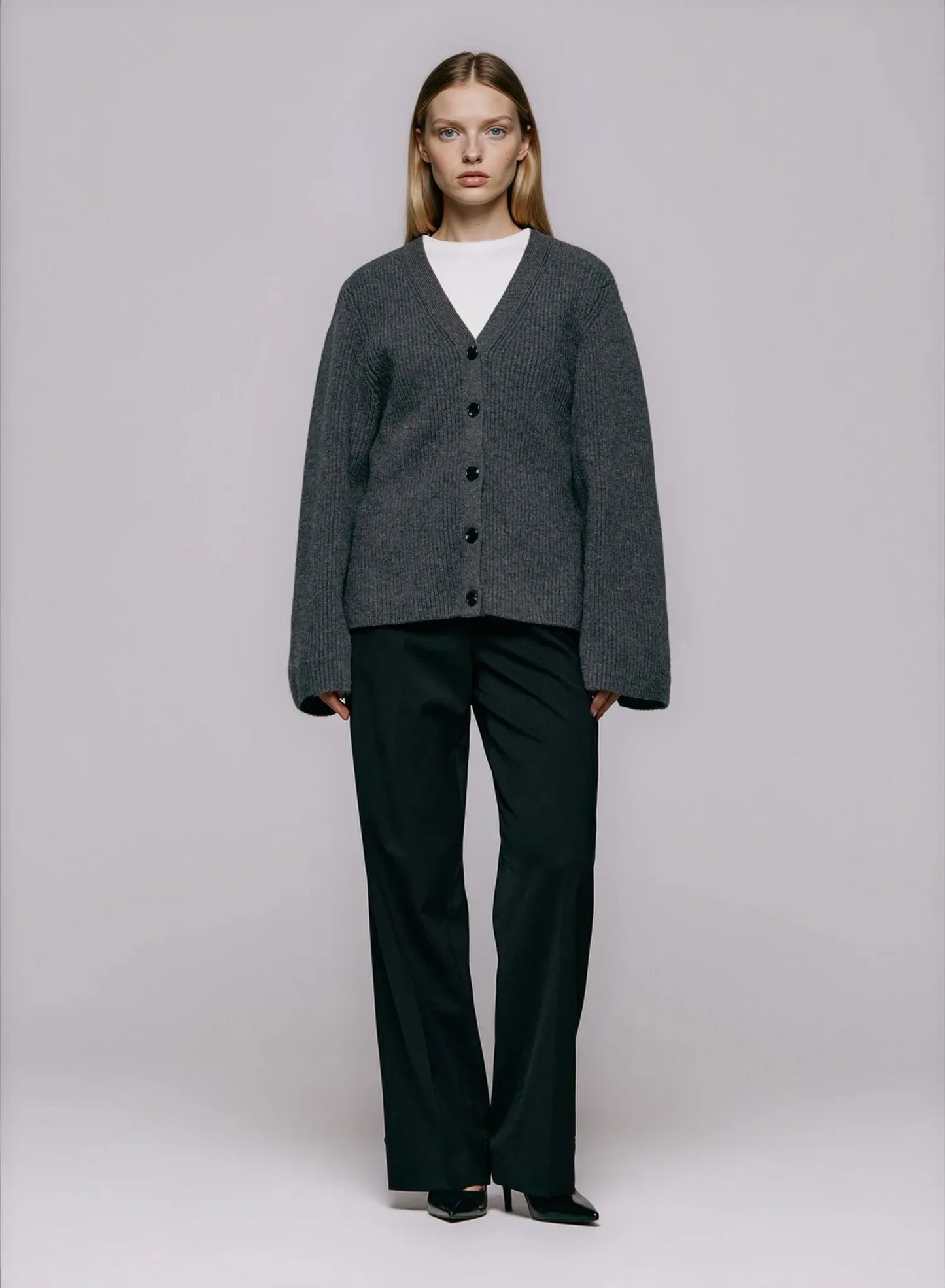 Ragna Cardigan Dark Grey