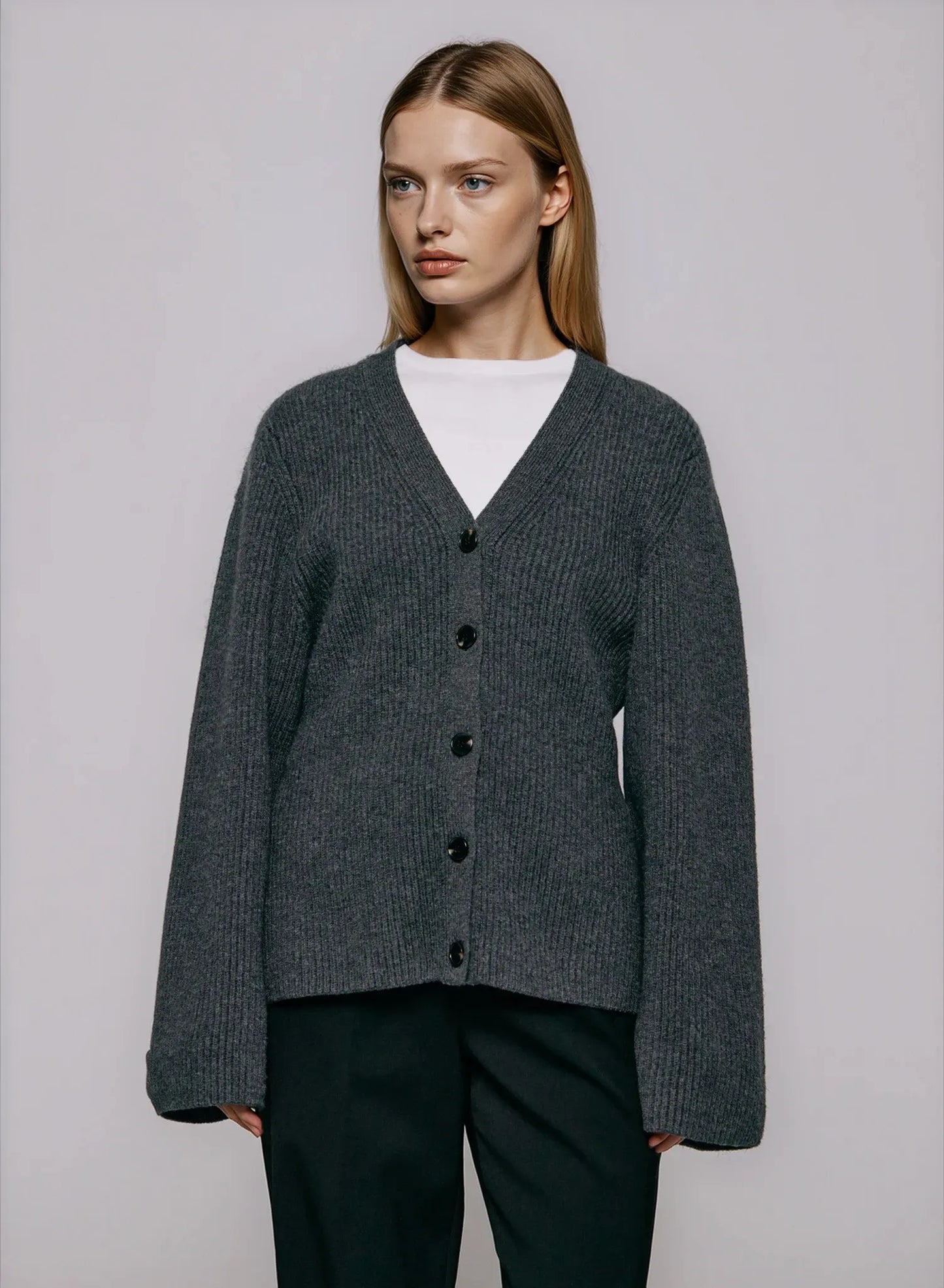 Ragna Cardigan Dark Grey